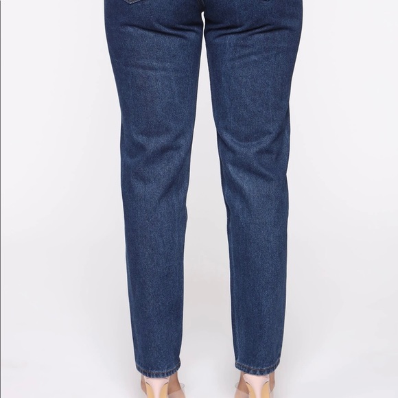 FASHIONOVA HIGH RISE MOM JEANS - Picture 6 of 8